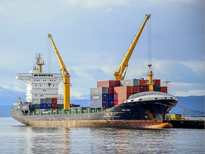 YFM crane---transshipment marine crane YFM crane---transshipment marine crane