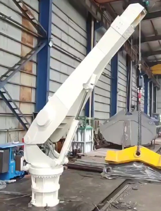 hydraulic-deck-crane-ship-loading hydraulic-deck-crane-ship-loading