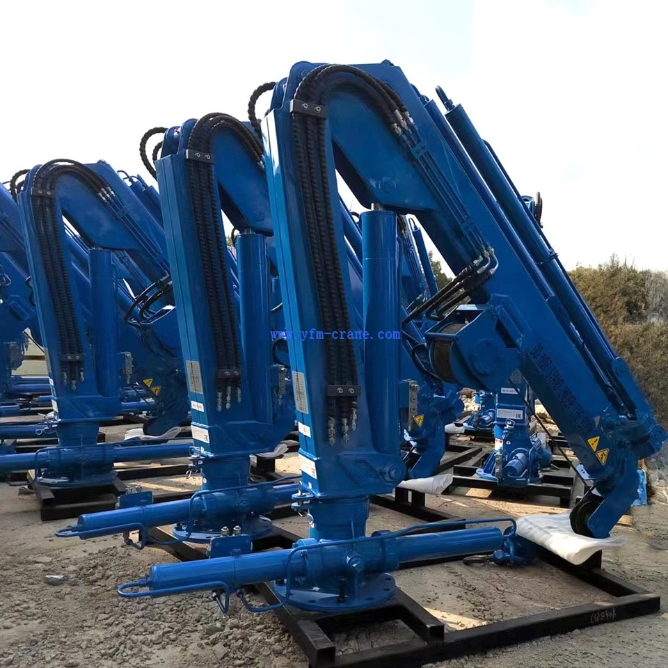 Small Marine Cranes